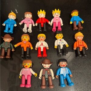 Picasso Tiles magnetic character figures.